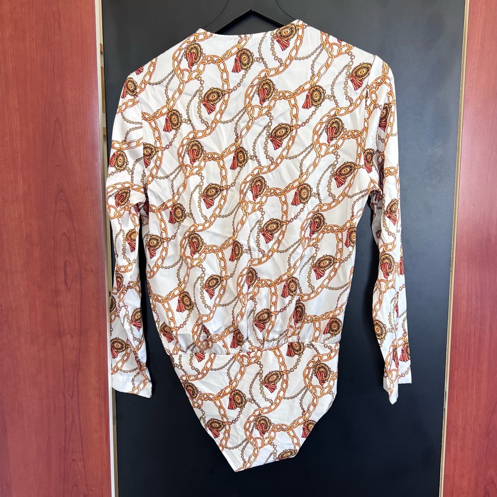 Zara Accessories long sleeve gold chain print bodysuit Size Small A1 Bodysuit - Picture 4 of 8